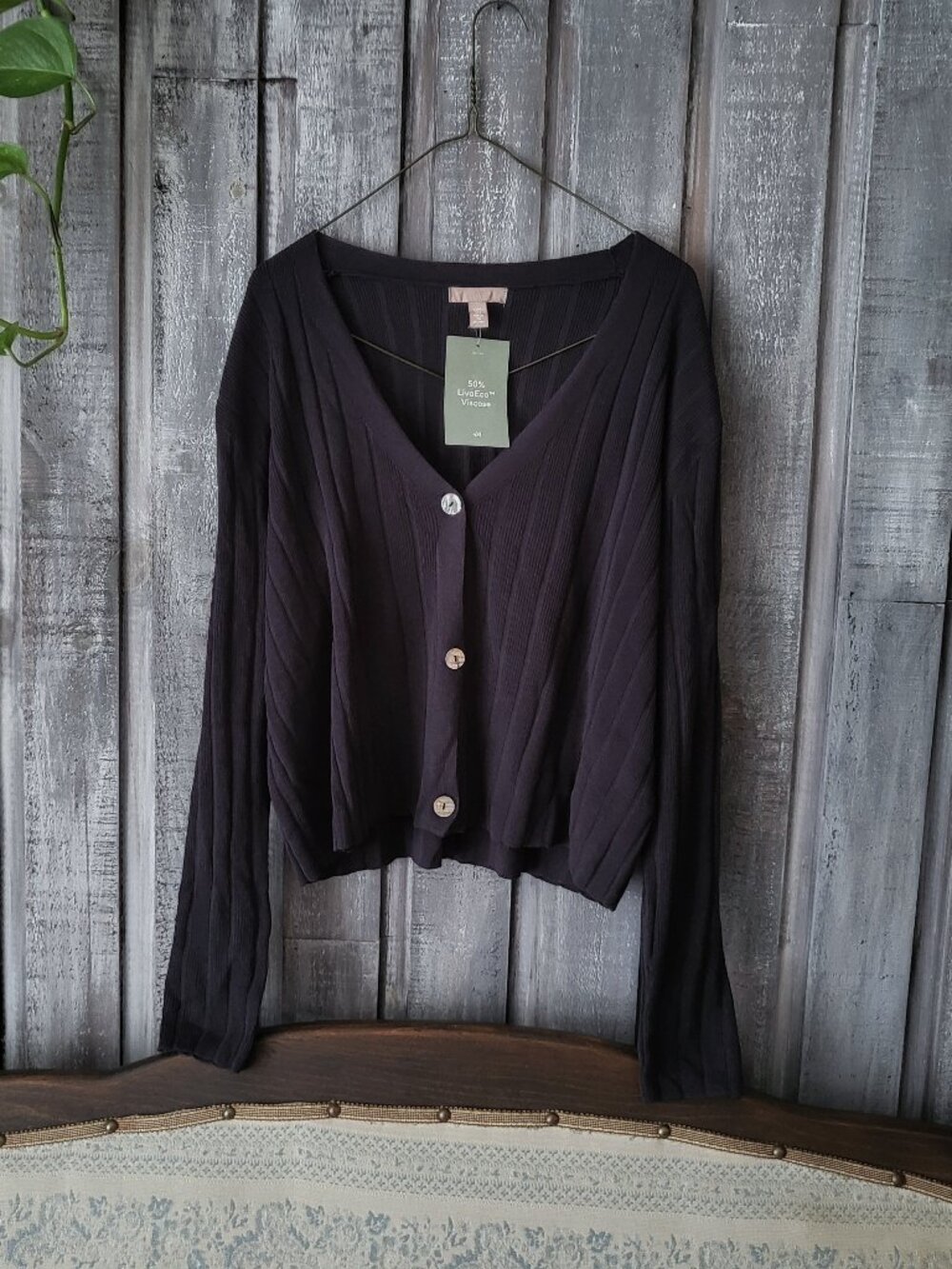 H&M NWT Black Ribbed Knit Cropped Button Front Cardigan Sweater S